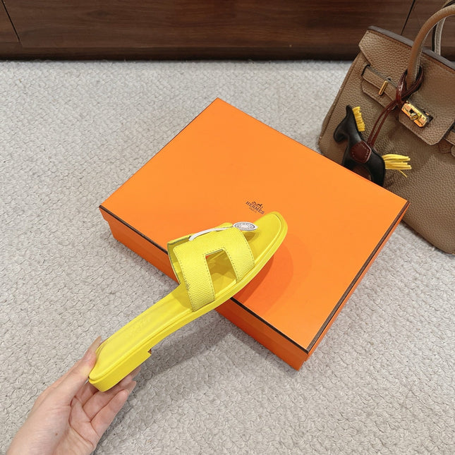 HM 26S ORAN SANDAL IN YELLOW LAMBSKIN