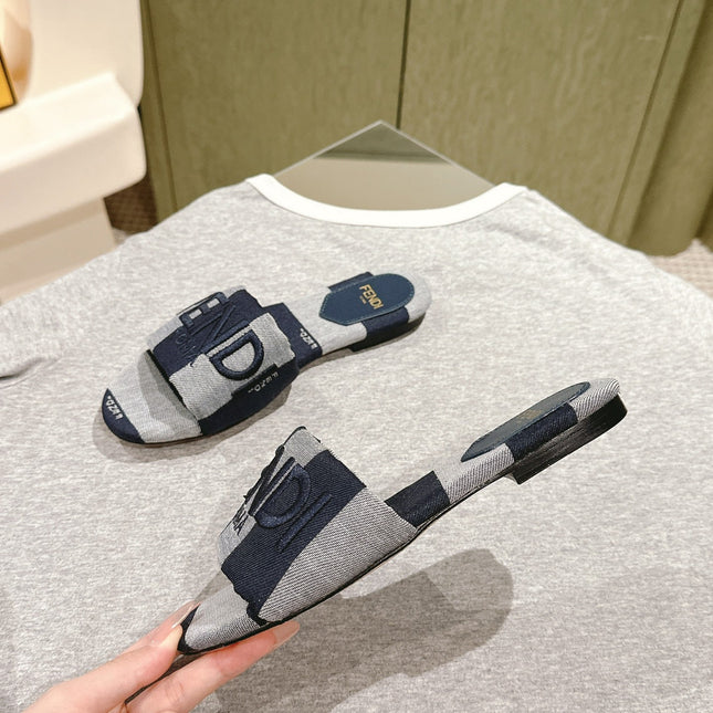 FENDI 26S SLIDE SANDALS IN DARK BLUE AND GREY CANVAS