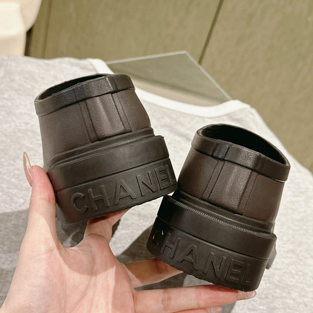 CC RAIN BOOTS IN BROWN AND BLACK TPU
