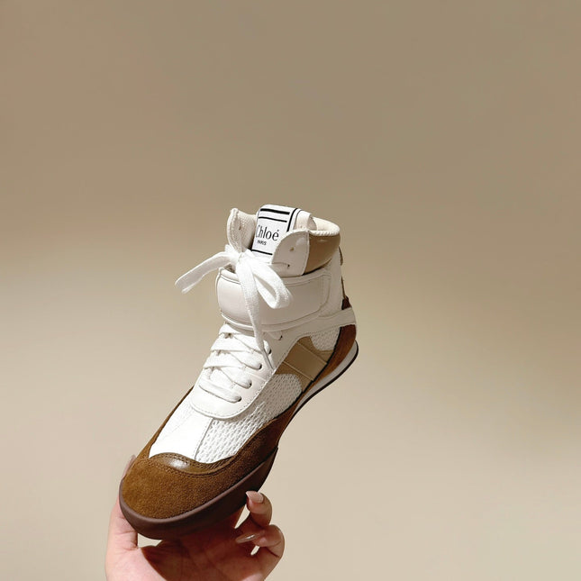 CHLOÉ 26S HIGH-TOP SNEAKERS IN WHITE CALFSKIN AND BROWN SUEDE