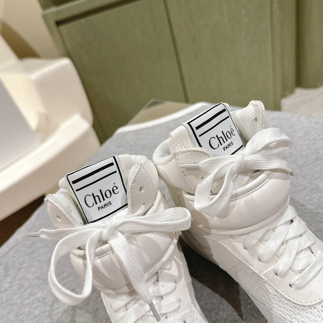 CHLOÉ 26S HIGH-TOP SNEAKERS IN WHITE CALFSKIN AND SUEDE
