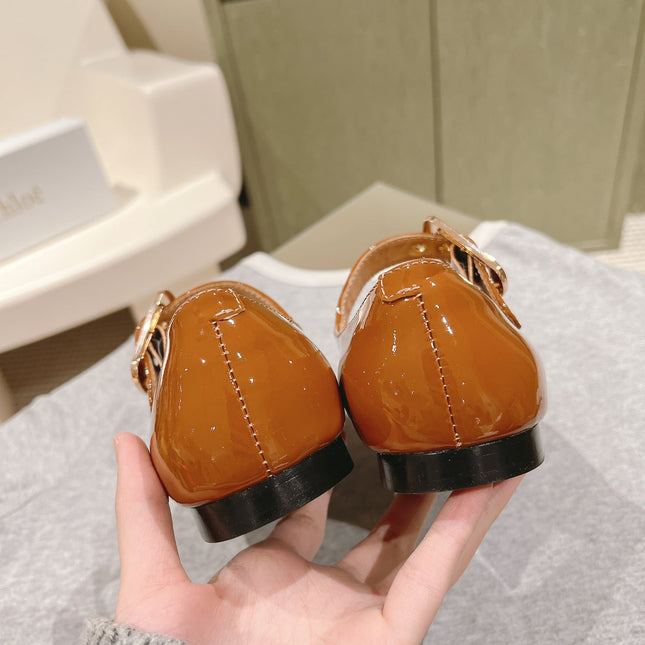 CHLOÉ 26S MARY JANE FLATS IN BROWN GLOSSY CALFSKIN