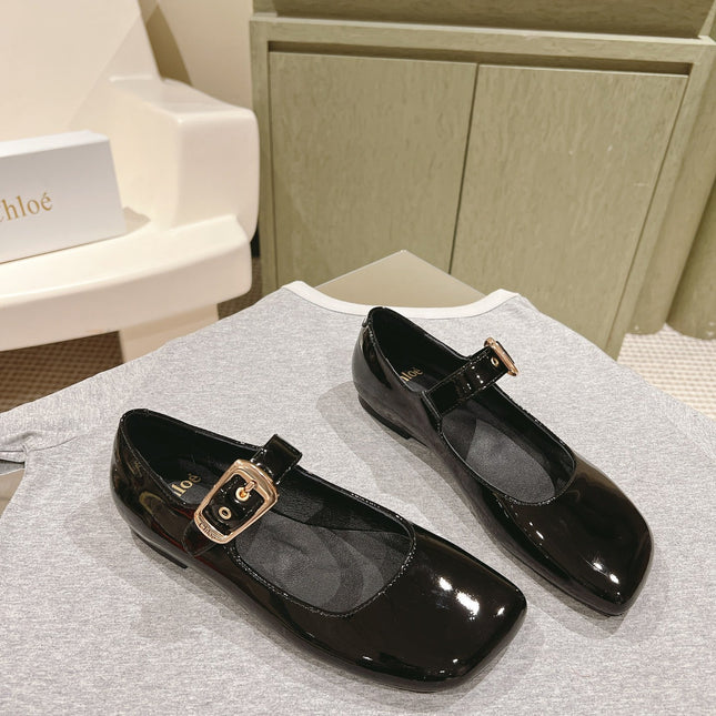 CHLOÉ 26S MARY JANE FLATS IN BLACK GLOSSY CALFSKIN