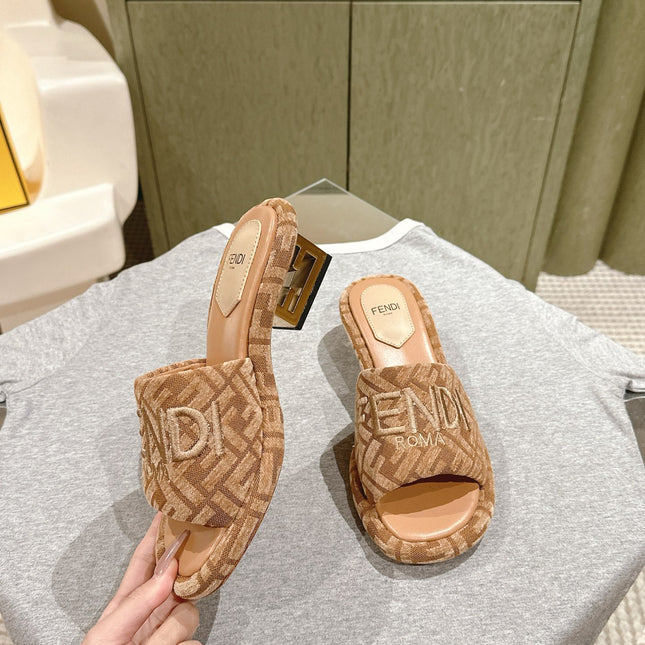 FENDI 26S HIGH SANDALS IN LIGHT BROWN FABRIC
