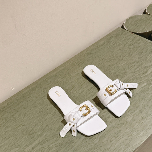 CHLOÉ 26S SLIDE SANDALS IN WHITE LAMBSKIN