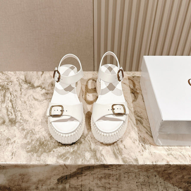 CHLOÉ 26S HIGH-HEELED SANDALS IN WHITE LAMBSKIN WITH GOLD HARDWARE
