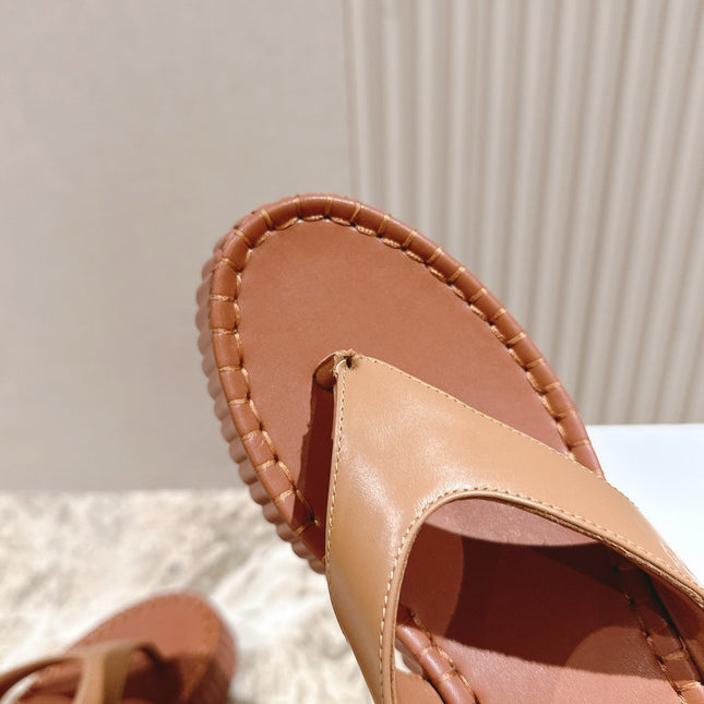 CHLOÉ 26S PLATFORM FLIP-FLOPS IN BROWN LAMBSKIN