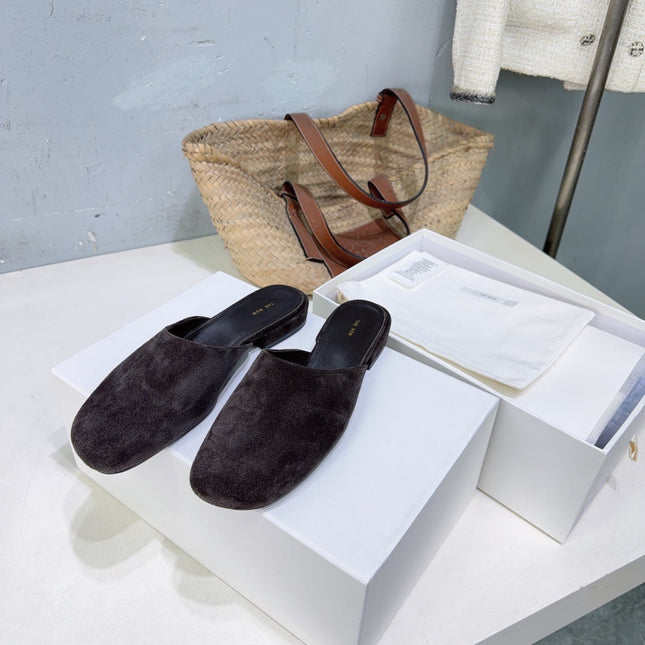 THE ROW 26S ROUND TOE MULES IN DARK BROWN SUEDE