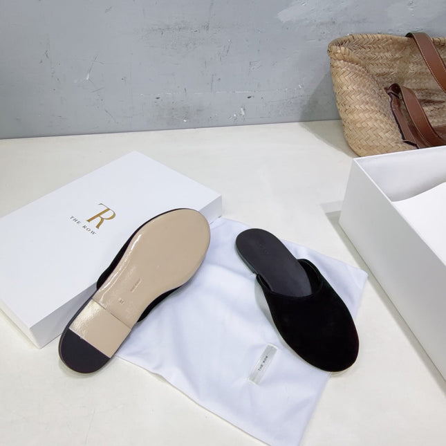 THE ROW 26S ROUND TOE MULE FLATS IN BLACK SUEDE