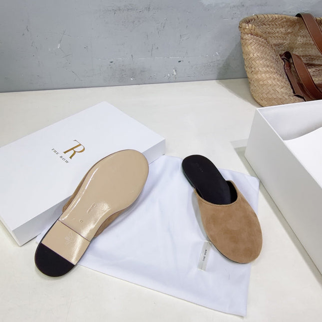 THE ROW 26S ROUND TOE MULE FLATS IN LIGHT BROWN SUEDE