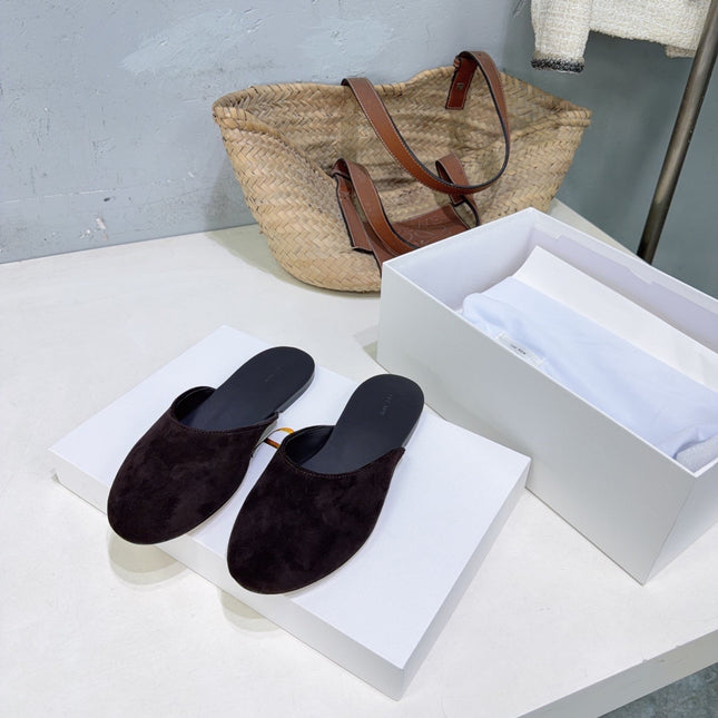 THE ROW 26S ROUND TOE MULE FLATS IN DARK BROWN SUEDE