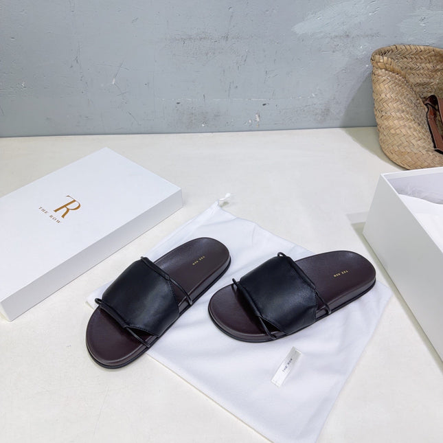 THE ROW 26S STRAP SLIDES IN BLACK CALFSKIN