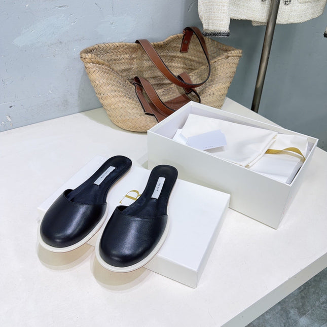 THE ROW 26S ROUND TOE MULE FLATS IN BLACK SMOOTH CALFSKIN