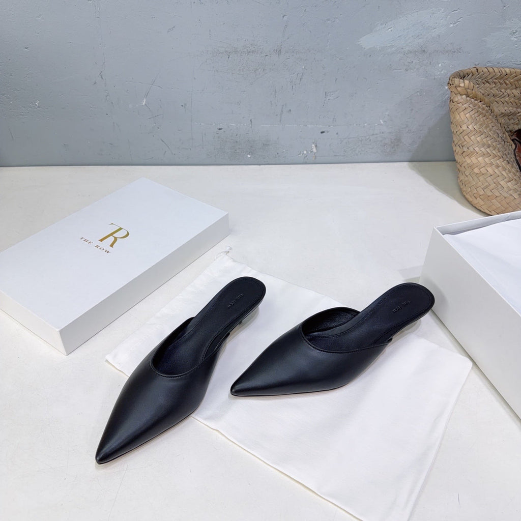 THE ROW 26S POINTED TOE MULE HEELS 35MM IN BLACK CALFSKIN