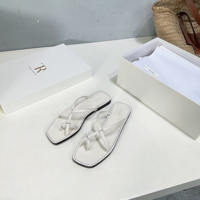 THE ROW 26S FLAT SANDALS IN WHITE CALFSKIN