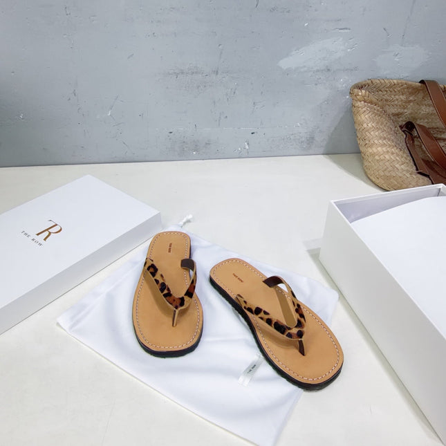 THE ROW 26S THONG SANDALS IN BROWN CALFSKIN LEOPARD STRAP