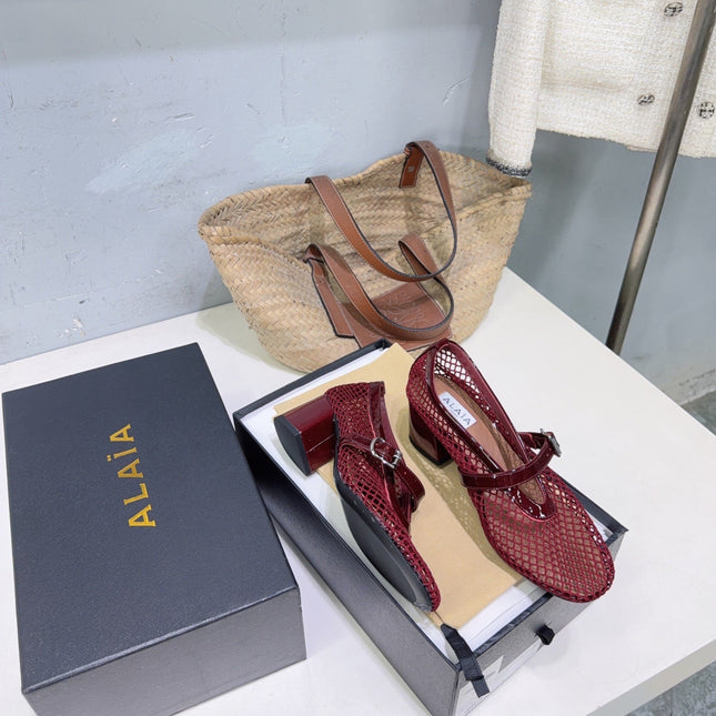 ALAIA 26S HIGH-HEEL MARY JANES 50 MM IN DARK RED WOVEN MESH
