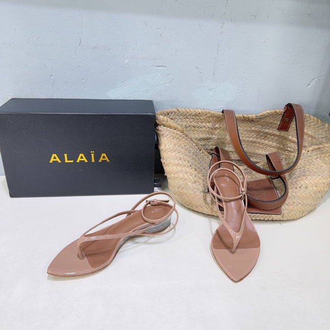 ALAIA 26S THONG SANDALS IN NUDE CALFSKIN