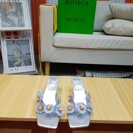 BOTTEGA VENETA 26S THONG SANDALS 50 MM IN SILVER AND SKY BLUE LAMBSKIN