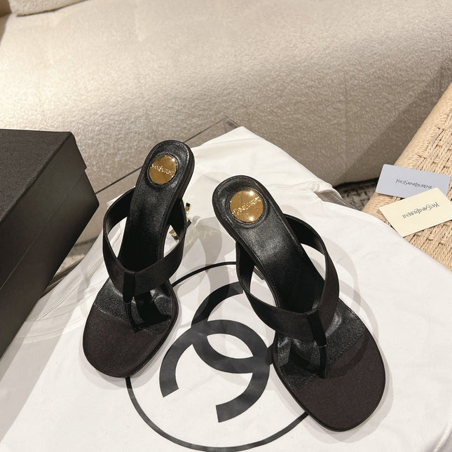 YSL 26S HEELED THONG SANDALS 85 MM IN BLACK SATIN