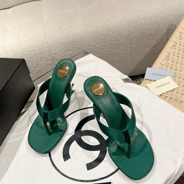 YSL 26S HEELED THONG SANDALS 85 MM IN DARK GREEN SATIN