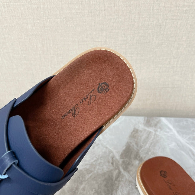 LP 26S LOCK MULE SLIDES IN DARK BLUE CALFSKIN SILVER HARDWARE