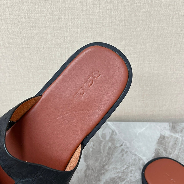 LP 26S CLASSIC H-CUT SLIDES IN BLACK GRAINED CALFSKIN