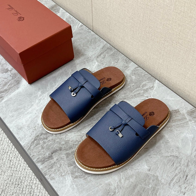 LP 26S LOCK CHARM SLIDES IN NAVY BLUE CALFSKIN SILVER HARDWARE