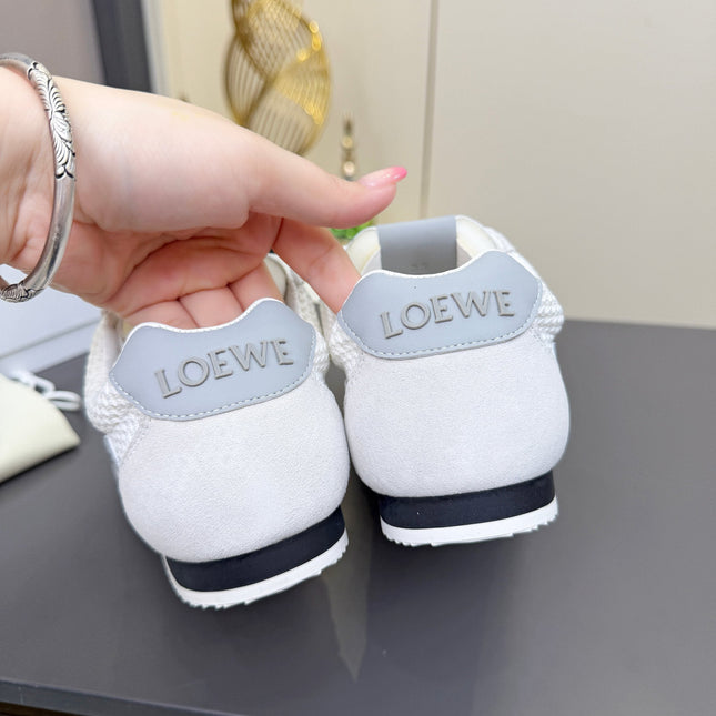 LOEWE 26S RUNNER 2.0 SNEAKERS IN LIGHT GREY SUEDE AND WHITE MESH FABRIC