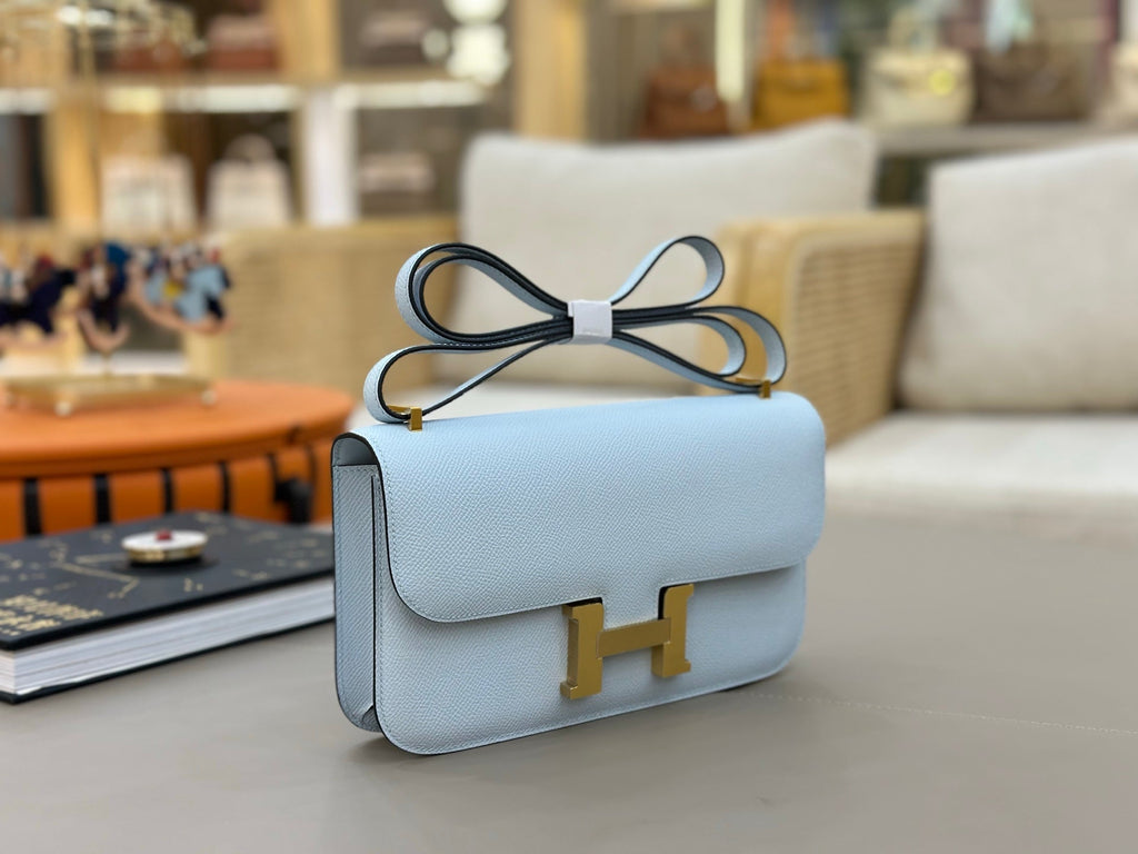 HM 25S CONSTANCE ELAN 24 CM IN SKY BLUE EPSOM WITH GOLD HARDWARE