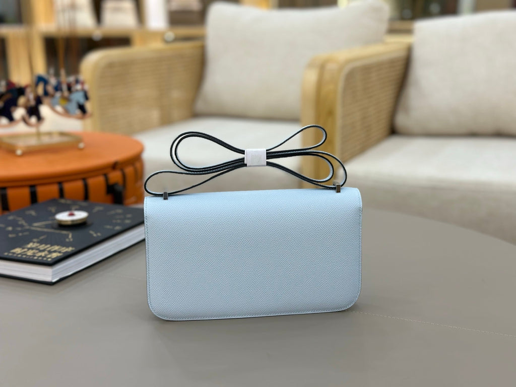 HM 25S CONSTANCE ELAN 24 CM IN SKY BLUE EPSOM WITH SILVER HARDWARE