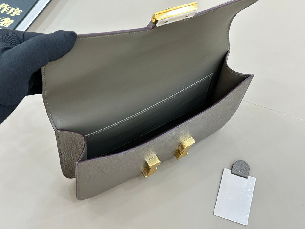 HM 25S CONSTANCE ELAN 24 CM IN DARK GREY EPSOM WITH GOLD HARDWARE