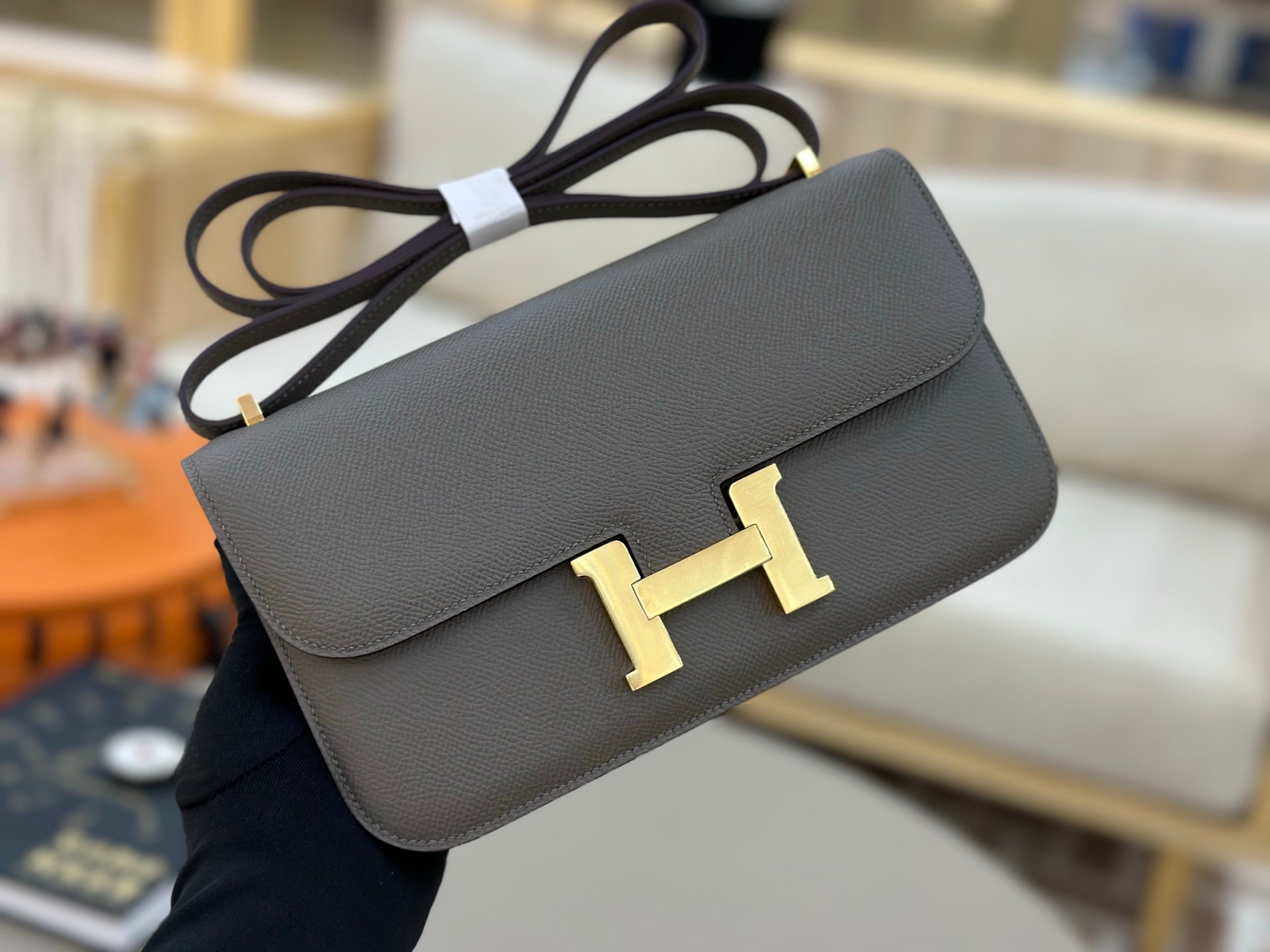 HM 25S CONSTANCE ELAN 24 CM IN DARK GREY EPSOM WITH GOLD HARDWARE