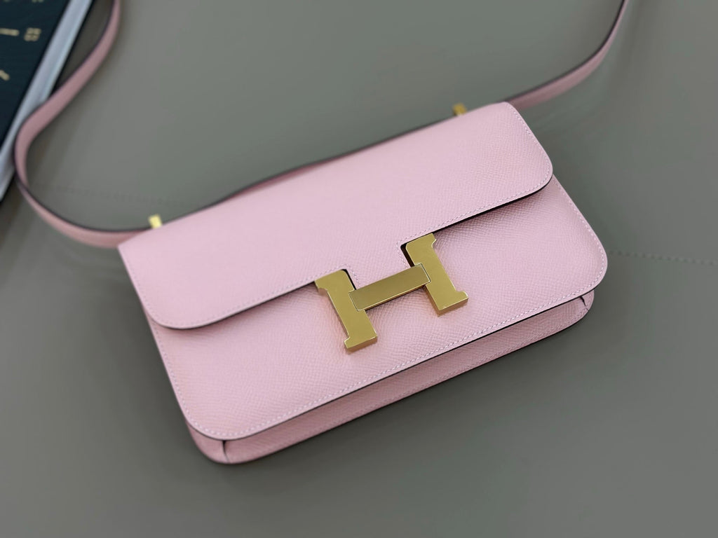 HM 25S CONSTANCE ELAN 24 CM IN LIGHT PINK EPSOM WITH GOLD HARDWARE