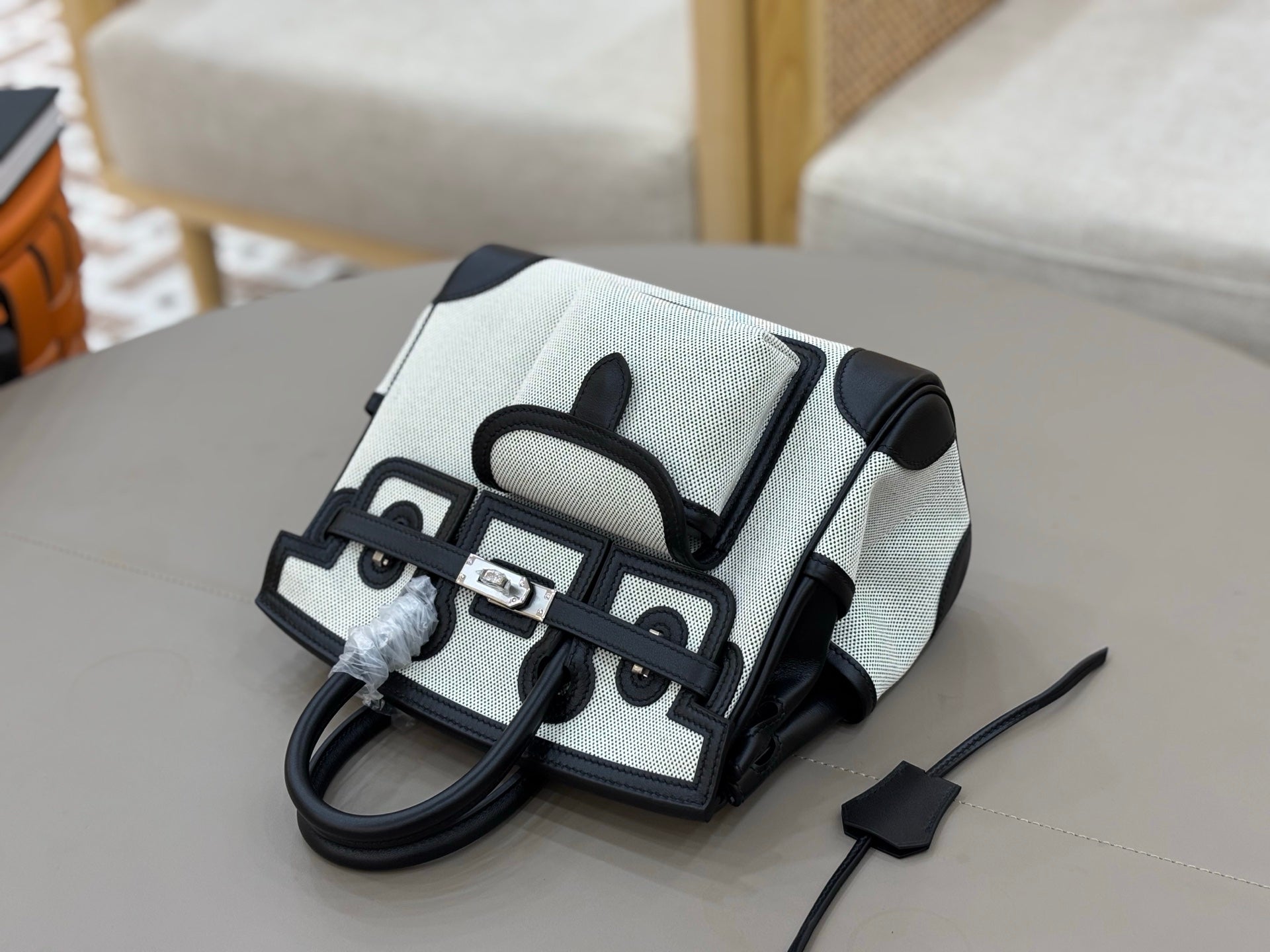 HM 25S BIRKIN CARGO 25 CM IN OFF-WHITE CANVAS AND BLACK SWIFT WITH SILVER HARDWARE