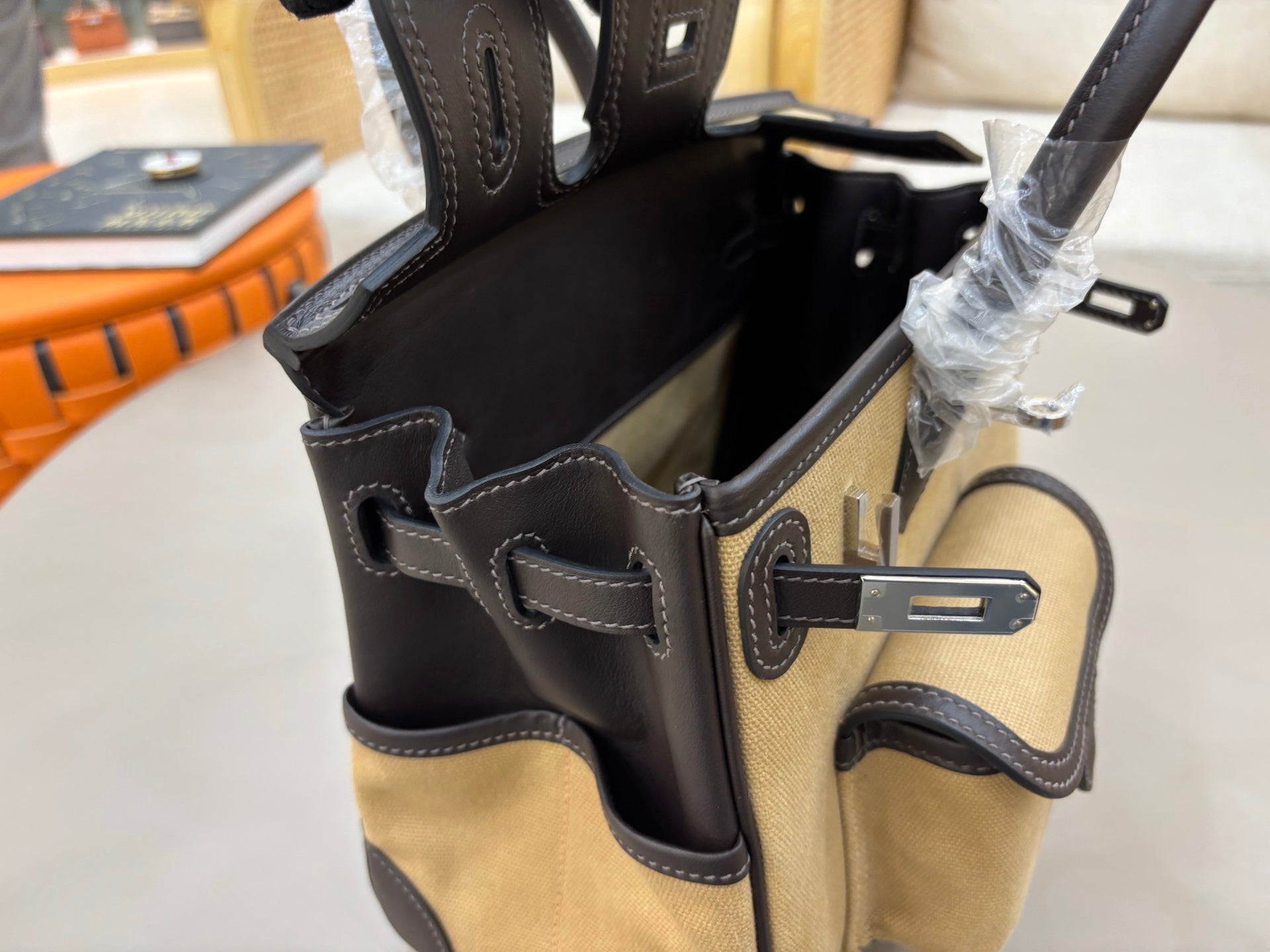 HM 25S BIRKIN CARGO 25 CM IN BEIGE CANVAS AND BLACK SWIFT WITH SILVER HARDWARE
