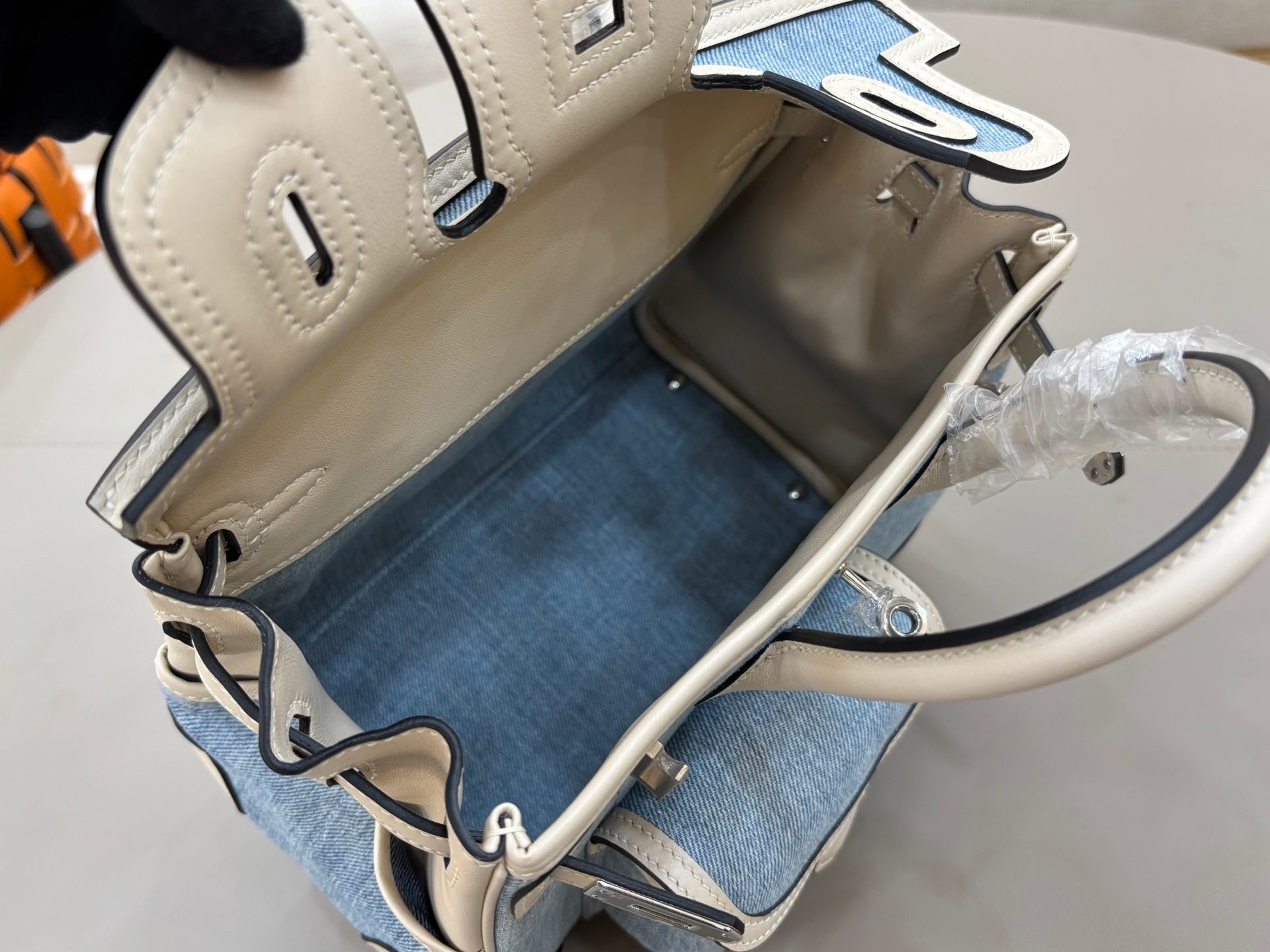 HM 25S BIRKIN CARGO 25 CM IN BLUE DENIM AND CREAM WHITE SWIFT WITH SILVER HARDWARE