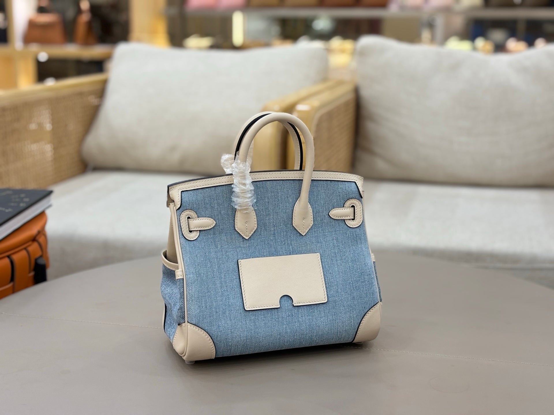 HM 25S BIRKIN CARGO 25 CM IN BLUE DENIM AND CREAM WHITE SWIFT WITH SILVER HARDWARE