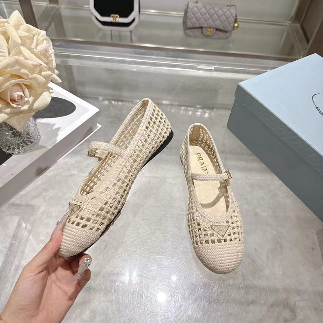 PRADA 26S LOGO PLAQUE MARY JANE FLATS IN CREAM WHITE WOVEN FIBER