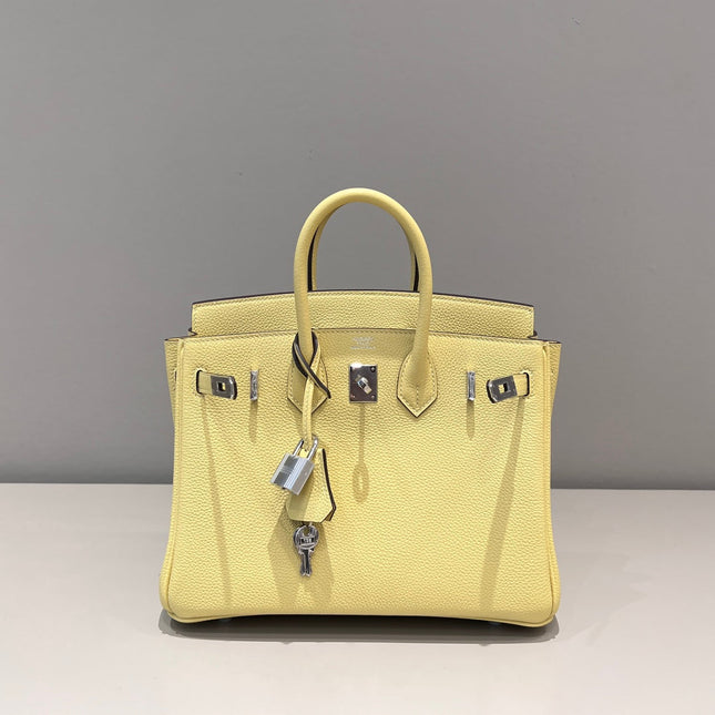 HM 25S BIRKIN 25 CM IN LIGHT YELLOW TOGO WITH KEY SILVER