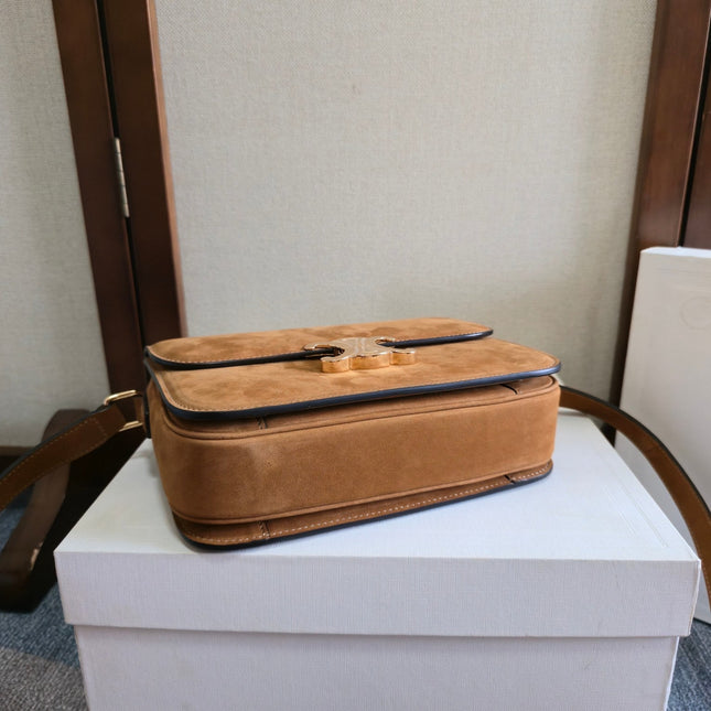 CELINE 26S TEEN TRIOMPHE BAG 22 IN LIGHT BROWN SUEDE