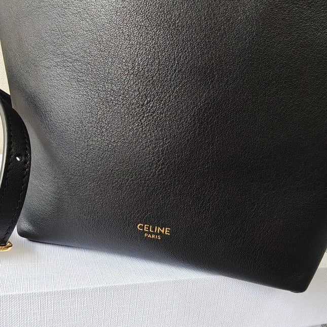 CELINE 26S HOBO BAG 31 IN BLACK CALFSKIN