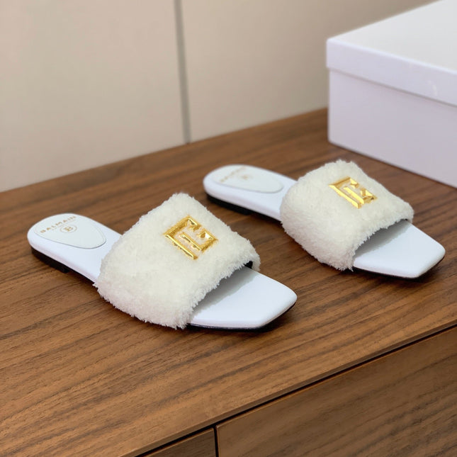 BALMAIN 26S SANDALS IN WHITE WOOL AND CALFSKIN