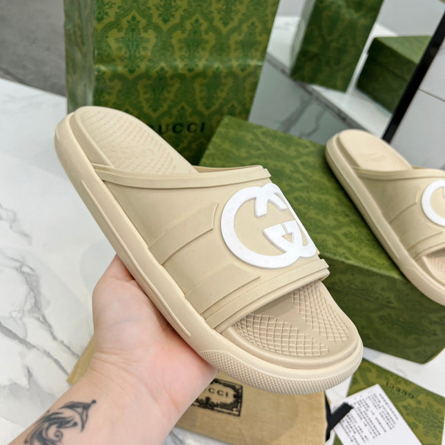 PLATFORM SLIPPERS IN SAND BROWN IMPORTED TPU