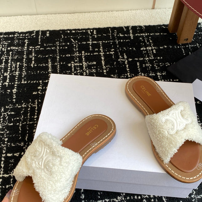 CELINE 26S TRIOMPHE FLAT SLIDES IN WHITE WOOL