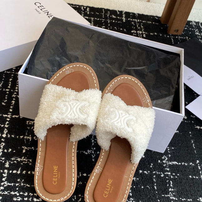 CELINE 26S TRIOMPHE FLAT SLIDES IN WHITE WOOL