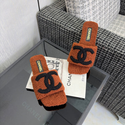 CHANEL 26S SLIDE SANDALS IN ORANGE BROWN AND BLACK SHEARLING SQUARE TOE