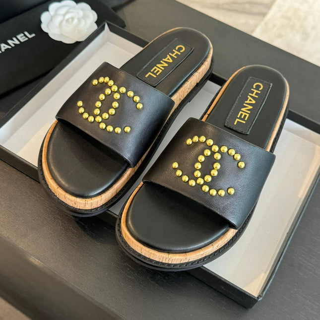 Double C Wood Grain Platform Slippers Black Sheepskin