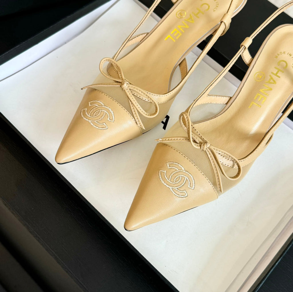 MESH LOGO SLINGBACKS IN BEIGE LAMBSKIN