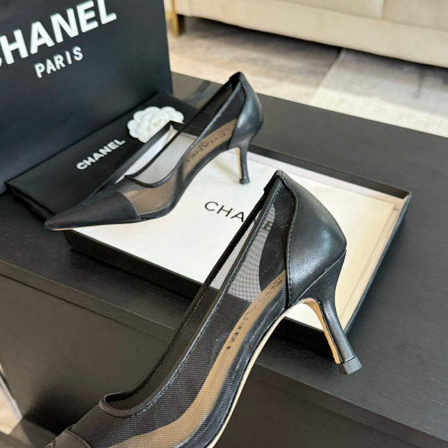 MESH LOGO HEELS IN BLACK LAMBSKIN